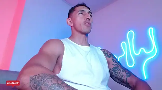 Snapshot of Joylopez_fit chatting on February 2025 02:15:02 PM Joylopez fit online show from February 2025 02:15:02 PM