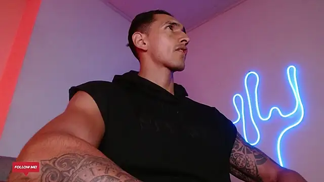 Snapshot of Joylopez_fit chatting on February 2025 12:32:01 PM Joylopez fit online show from February 2025 12:32:01 PM