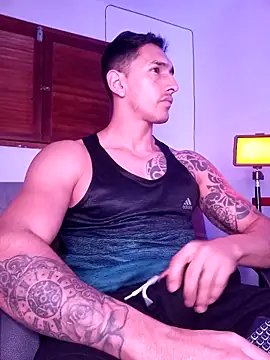 Snapshot of Joylopez_fit chatting on November 2025 03:35:01 PM Joylopez fit online show from November 2025 03:35:01 PM