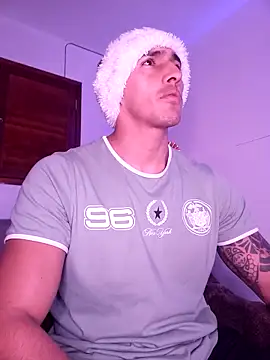 Snapshot of Joylopez_fit chatting on December 2025 03:06:01 PM Joylopez fit online show from December 2025 03:06:01 PM