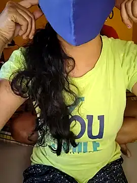 Snapshot of lovelygirl4567 chatting on February 2025 04:15:02 AM lovelygirl4567 online show from February 2025 04:15:02 AM