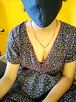 Snapshot of lovelygirl4567 chatting on February 2025 04:16:02 AM lovelygirl4567 online show from February 2025 04:16:02 AM