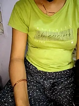 Snapshot of lovelygirl4567 chatting on February 2025 03:40:01 PM lovelygirl4567 online show from February 2025 03:40:01 PM