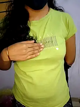 Snapshot of lovelygirl4567 chatting on February 2025 03:28:02 PM lovelygirl4567 online show from February 2025 03:28:02 PM