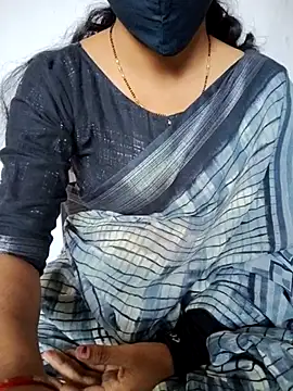 Snapshot of lovelygirl4567 chatting on February 2025 07:04:02 AM lovelygirl4567 online show from February 2025 07:04:02 AM