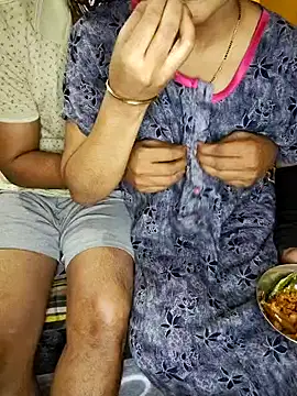 Snapshot of lovelygirl4567 chatting on March 2025 06:11:01 PM lovelygirl4567 online show from March 2025 06:11:01 PM