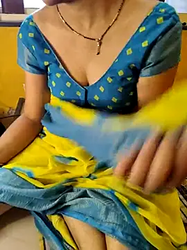 Snapshot of lovelygirl4567 chatting on March 2025 07:41:02 AM lovelygirl4567 online show from March 2025 07:41:02 AM