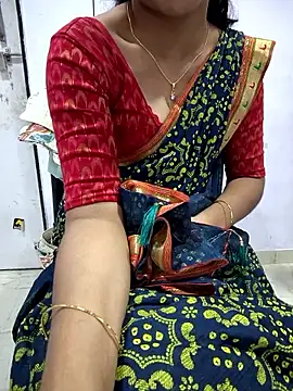 Snapshot of lovelygirl4567 chatting on October 2025 05:37:01 PM lovelygirl4567 online show from October 2025 05:37:01 PM