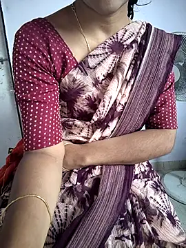 Snapshot of lovelygirl4567 chatting on October 2025 06:59:01 AM lovelygirl4567 online show from October 2025 06:59:01 AM