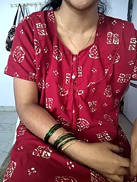 lovelygirl4567 online show from December 2025 06:20:02 AM