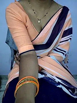 lovelygirl4567 online show from June 2026 05:56:02 PM