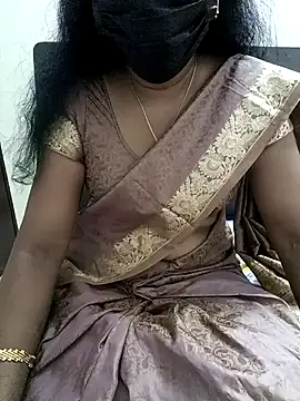 Snapshot of Tamil_Vishalini chatting on January 2025 01:54:01 AM Tamil Vishalini online show from January 2025 01:54:01 AM