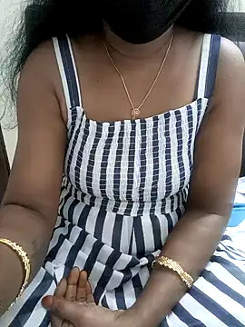 Snapshot of Tamil_Vishalini chatting on February 2025 04:15:02 AM Tamil Vishalini online show from February 2025 04:15:02 AM