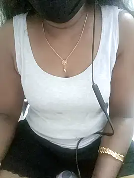 Snapshot of Tamil_Vishalini chatting on February 2025 12:31:02 AM Tamil Vishalini online show from February 2025 12:31:02 AM