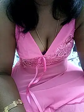 Snapshot of Tamil_Vishalini chatting on November 2025 05:30:01 PM Tamil Vishalini online show from November 2025 05:30:01 PM