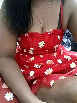 Snapshot of Tamil_Vishalini chatting on April 2026 04:06:01 AM Tamil Vishalini online show from April 2026 04:06:01 AM