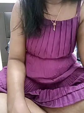 Snapshot of Tamil_Vishalini chatting on May 2026 06:51:02 AM Tamil Vishalini online show from May 2026 06:51:02 AM