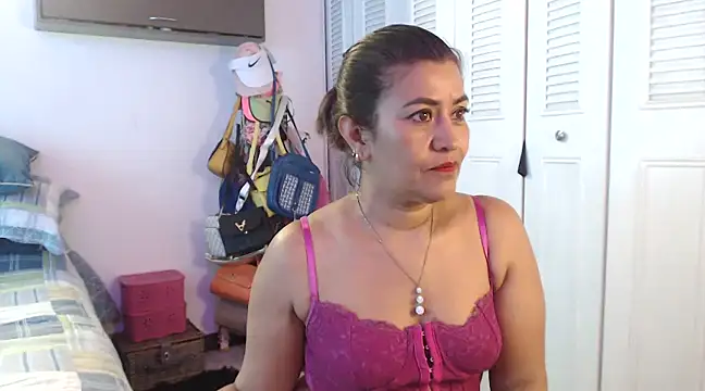 CamilaLix online show from January 2025 07:39:01 PM