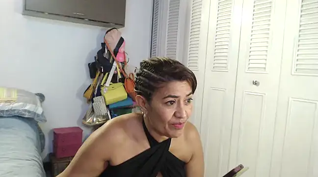 CamilaLix online show from January 2025 12:47:01 AM