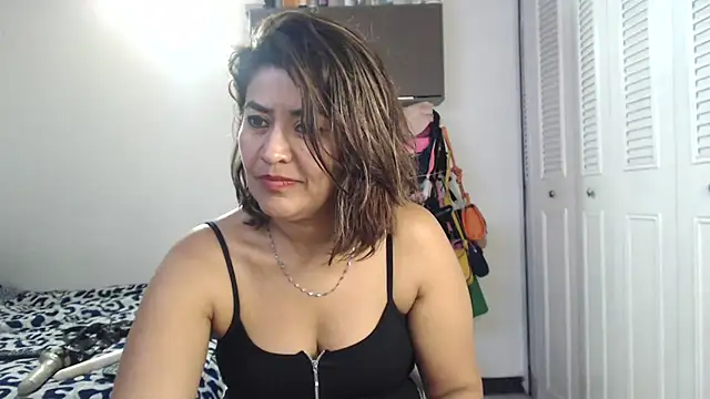 CamilaLix online show from March 2025 02:06:02 AM