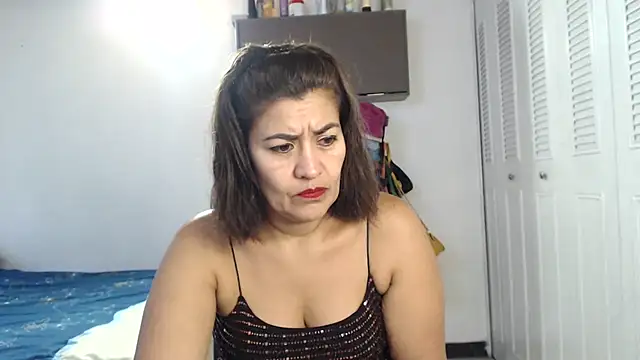 CamilaLix online show from March 2025 11:01:02 PM