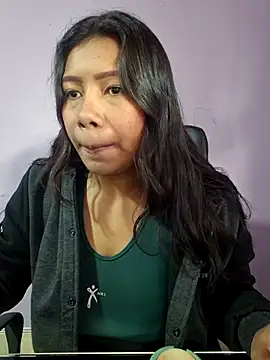 Snapshot of PaulaOrtiz_1 chatting on October 2025 01:33:02 PM PaulaOrtiz 1 online show from October 2025 01:33:02 PM