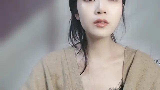 Snapshot of xiaotiantian-76 chatting on January 2025 11:00:02 AM xiaotiantian-76 online show from January 2025 11:00:02 AM
