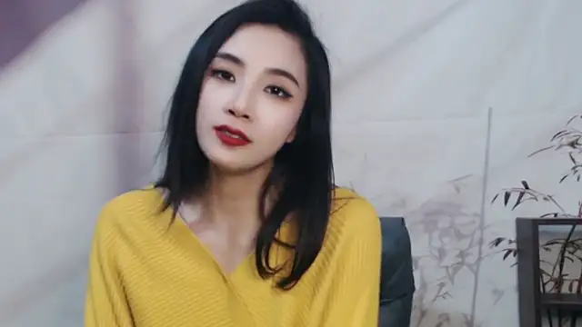 Snapshot of xiaotiantian-76 chatting on January 2025 02:02:02 PM xiaotiantian-76 online show from January 2025 02:02:02 PM