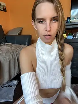 Snapshot of thigh_hi chatting on October 2025 02:39:02 PM thigh hi online show from October 2025 02:39:02 PM