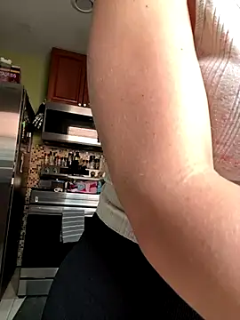 Snapshot of thigh_hi chatting on November 2025 04:41:01 PM thigh hi online show from November 2025 04:41:01 PM