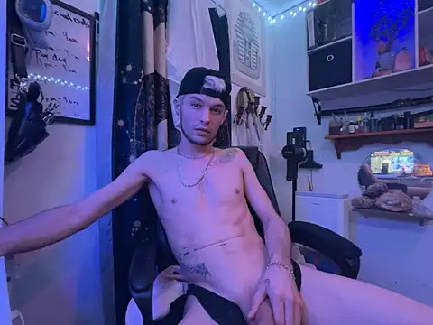 Snapshot of Trystan_Spellman chatting on March 2026 02:04:02 AM Trystan Spellman online show from March 2026 02:04:02 AM