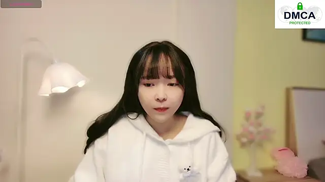 Snapshot of Chenjing0 chatting on January 2025 05:03:01 AM Chenjing0 online show from January 2025 05:03:01 AM