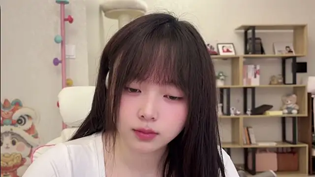 Snapshot of Chenjing0 chatting on November 2025 03:28:01 AM Chenjing0 online show from November 2025 03:28:01 AM