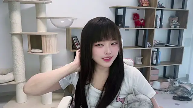 Chenjing0 online show from May 2026 05:23:01 AM