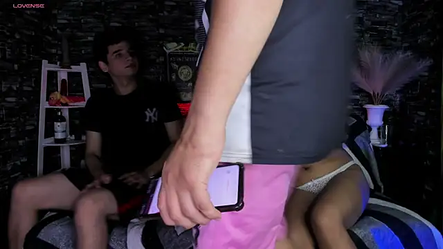 Valeska pretty2003 online show from February 2026 01:33:01 AM