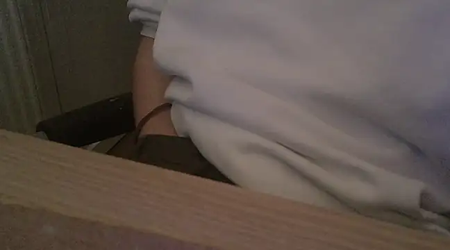 Snapshot of lunuslife chatting on December 2024 06:27:02 PM lunuslife online show from December 2024 06:27:02 PM