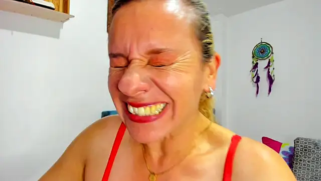 sofi saliva2511 online show from January 2025 03:22:01 AM