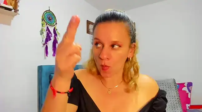 sofi saliva2511 online show from March 2025 12:54:02 AM