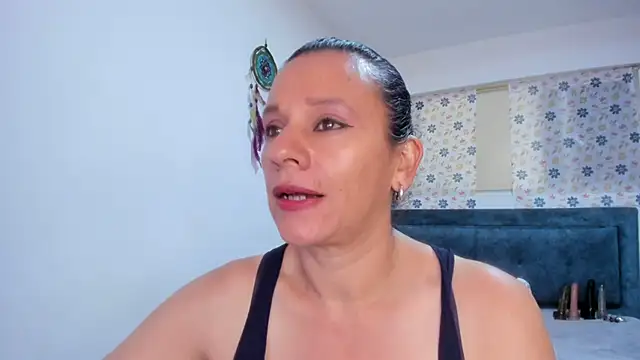 sofi saliva2511 online show from April 2026 04:04:02 PM
