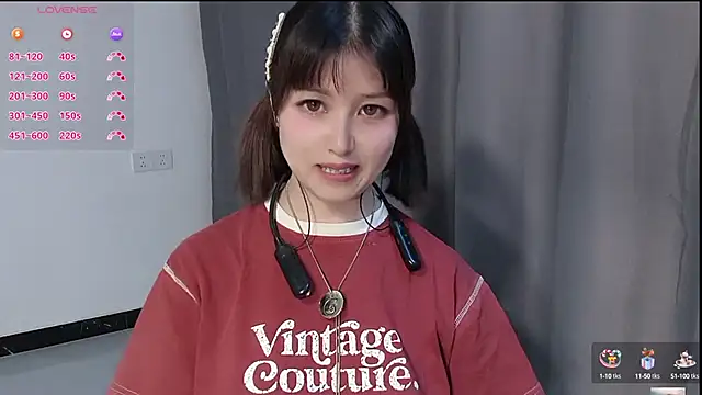 Lucky-xiuxiu online show from October 2025 04:27:02 PM