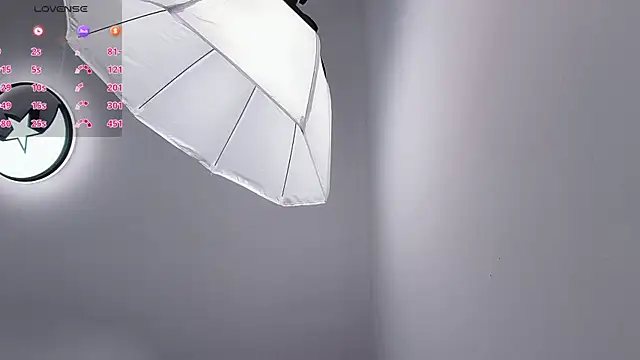 Lucky-xiuxiu online show from November 2025 01:13:02 PM