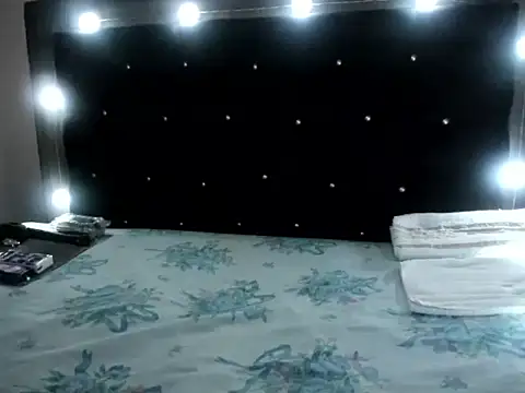 Snapshot of violetadumsper chatting on March 2026 02:30:02 AM violetadumsper online show from March 2026 02:30:02 AM