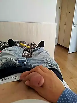 frankthefuck69 online show from September 2025 11:59:01 AM