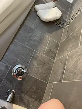 Ucsamiam online show from April 2026 04:24:02 AM