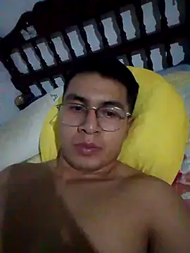 Snapshot of RODRI_POLLADURA chatting on January 2025 02:36:01 AM RODRI POLLADURA online show from January 2025 02:36:01 AM