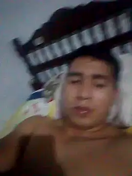 Snapshot of RODRI_POLLADURA chatting on January 2025 01:18:02 AM RODRI POLLADURA online show from January 2025 01:18:02 AM