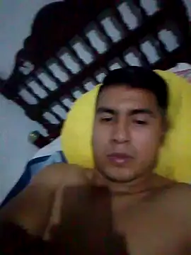 Snapshot of RODRI_POLLADURA chatting on January 2025 04:48:01 AM RODRI POLLADURA online show from January 2025 04:48:01 AM