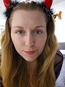 SexyJoanne online show from October 2025 04:52:01 PM