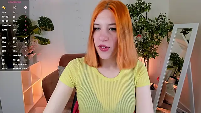 Snapshot of Mikka_Blush chatting on January 2025 09:15:01 PM Mikka Blush online show from January 2025 09:15:01 PM