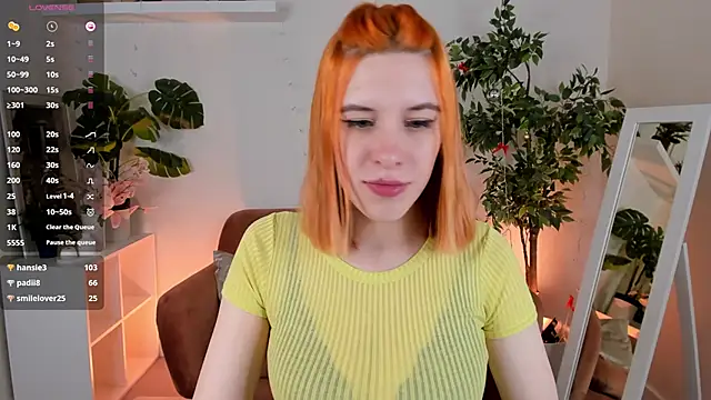 Snapshot of Mikka_Blush chatting on January 2025 12:18:01 AM Mikka Blush online show from January 2025 12:18:01 AM